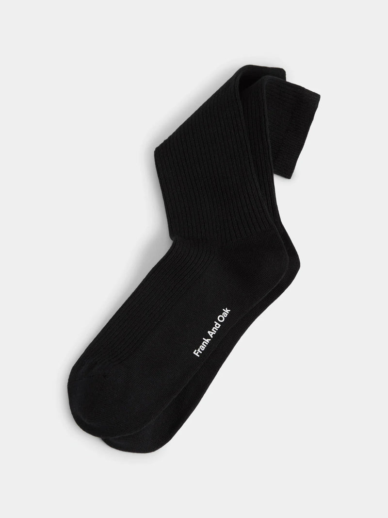 The Ribbed Socks in Black